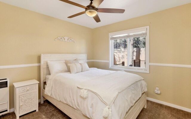 Ultra Modern Retreat by Big Bear Vacations