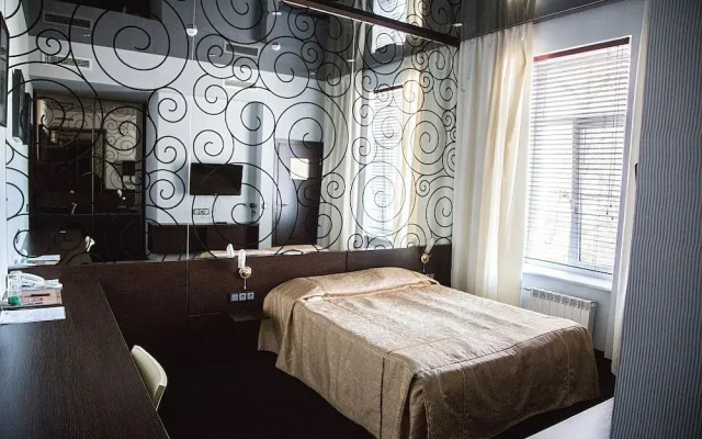 Отель «Летучая мышь»