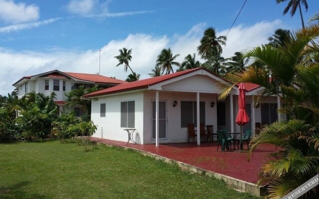 The Tropical Villa