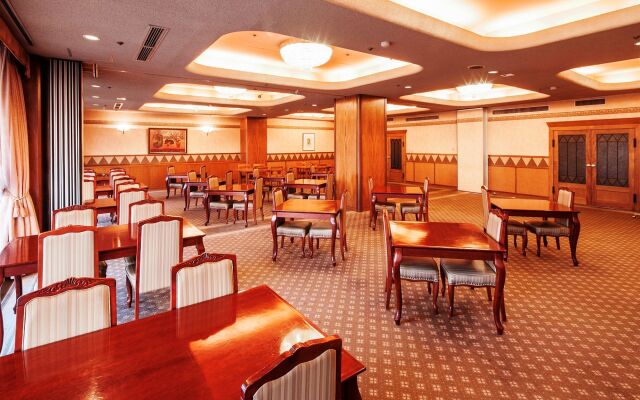 Sunsky Hotel