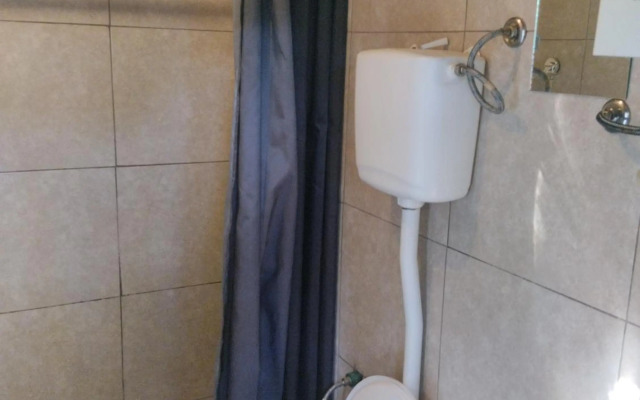 cabañas Piriapolis punta negra 099-66-35-44