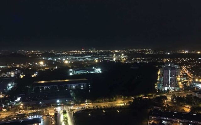 I-City I-Soho Chamey Homestay Condo, Shah Alam