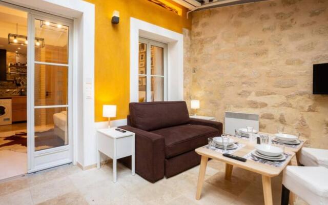 C0 4 Everyone in París