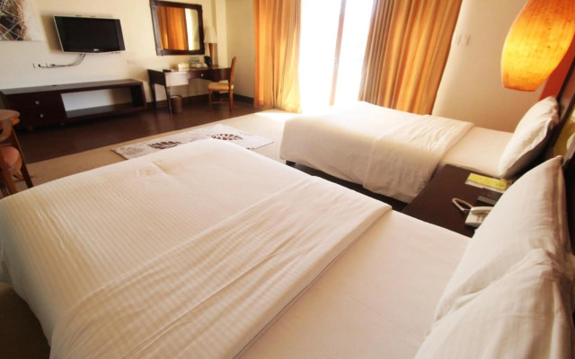 Coron Gateway Hotel & Suites
