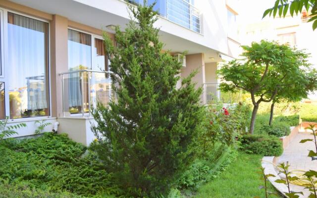 Sineva Del Sol Apartments