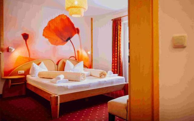 Hotel in the HEART