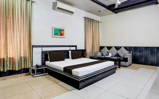 M2 Hotel & Restaurant