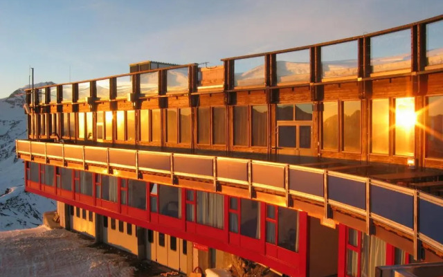 Glacier Hotel Grawand