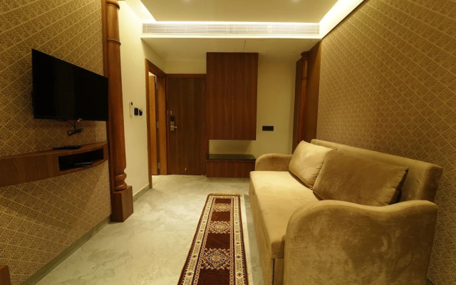 Yuvraj Le Royale