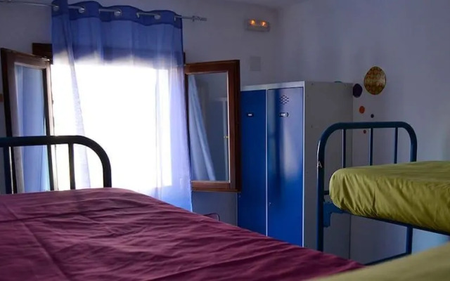 El Josemari Youth Hostel