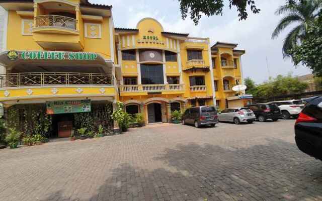 hotelImage