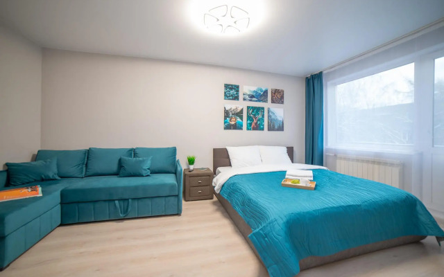 Европа Центр на улице Самолетная 5 корпус 1