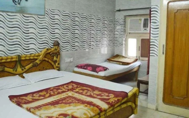 Hotel Saffron