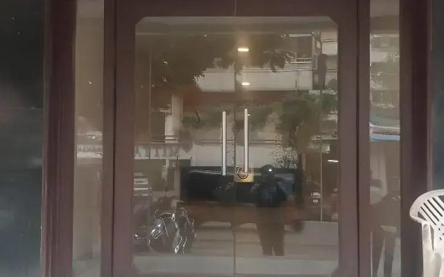 OYO Flagship 19581 Hotel Raj Classic MG Road