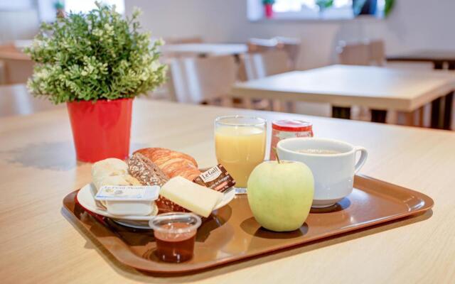 B&B HOTEL Reims Centre Gare