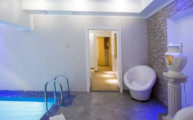 Zhuravli Park Hotel
