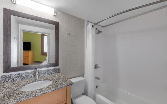 Holiday Inn Express & Suites Wheat Ridge-Denver West, an IHG Hotel