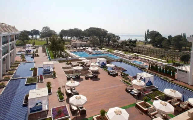 Juju Premier Palace 