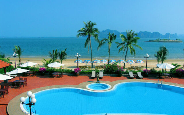 Tuần Châu Resort