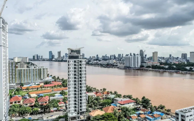 Wealth Mansion Suite River View by Soben