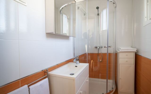 Sea View Nice Terrace Cute Apartment