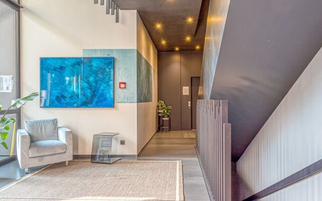 Icon H 506 Suite Business