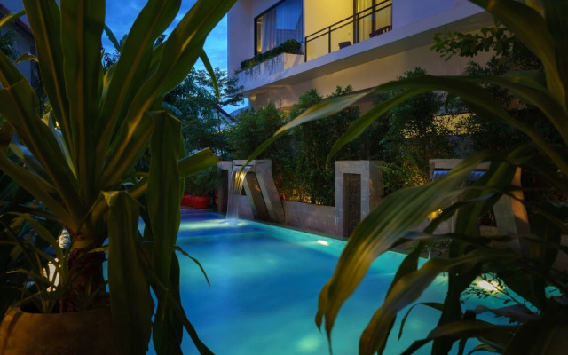 Secondfold Residence