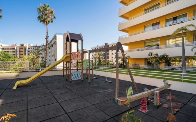 Apartment With Pool, Ajuda IV