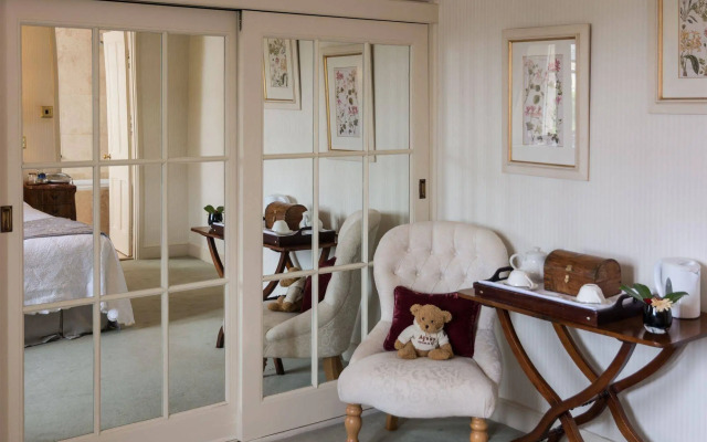 Apsley House Hotel