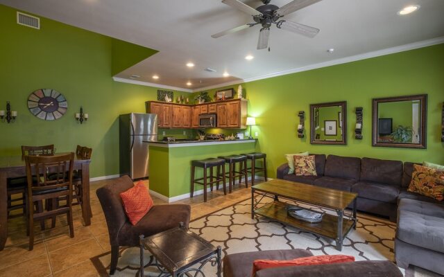 Gruene Getaway 3 Bedroom Condo