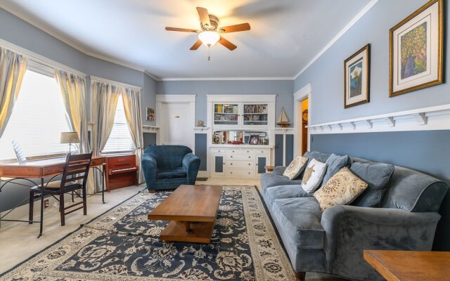 Beachrunners Inn
