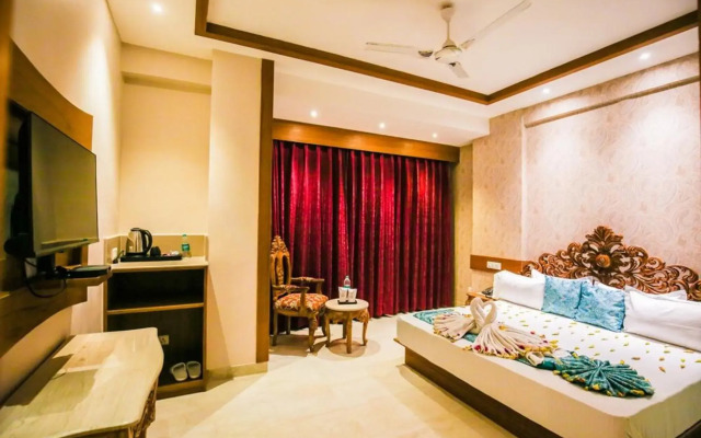 Kaveri Hotel