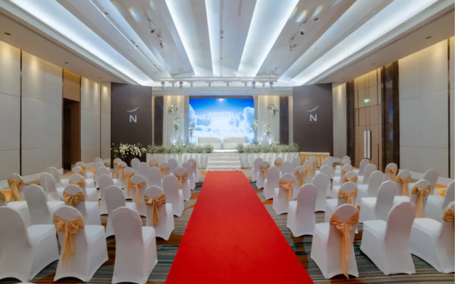 Novotel Phuket City Phokeethra Hotel