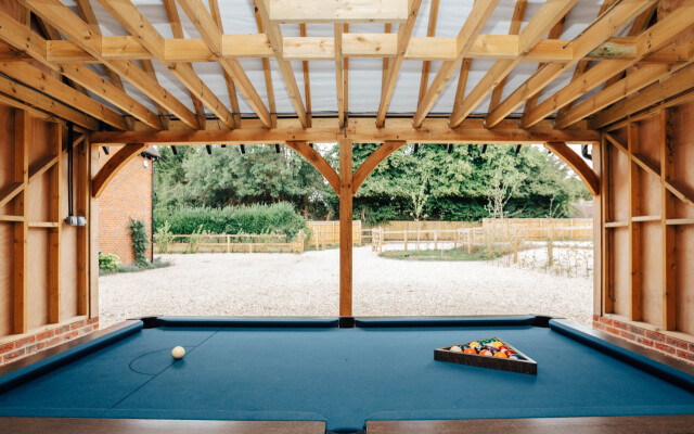 Hayward House, Hot Tub, Large Garden