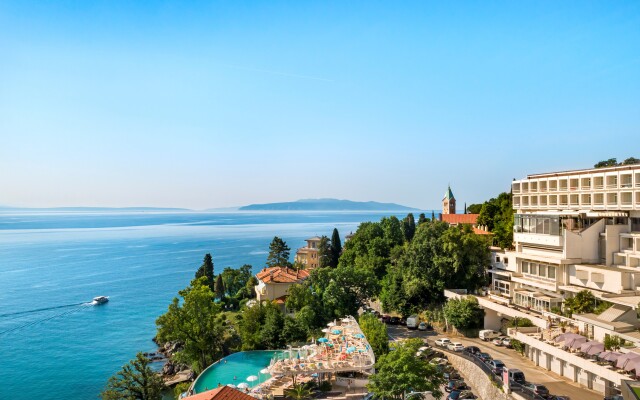 Grand Hotel Adriatic II