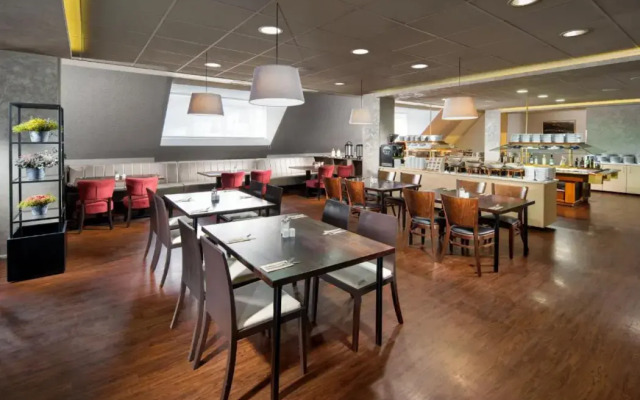 Pinia Hotel & Resort