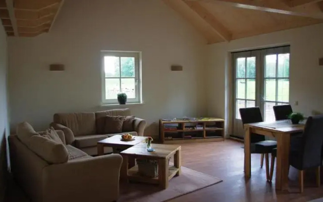 Bed & Breakfast Travel