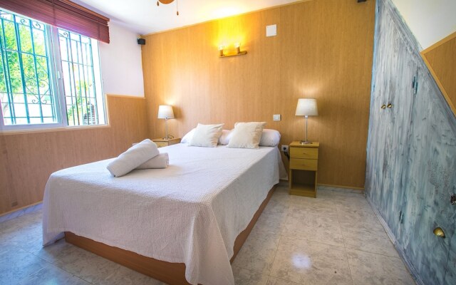 Oleholidays Villa Loleta
