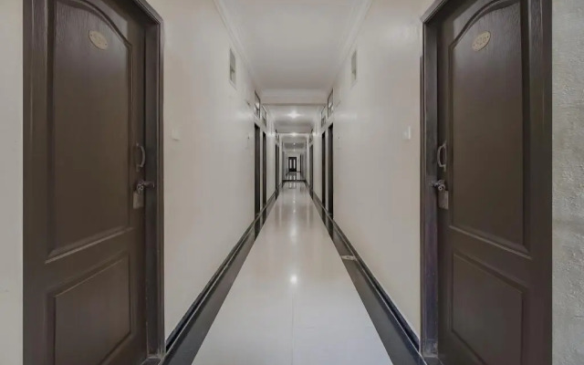 Royal Regency Lodge by OYO