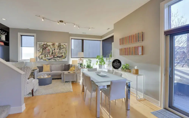 Downtown Condo w/ Rooftop Patio & City Views!