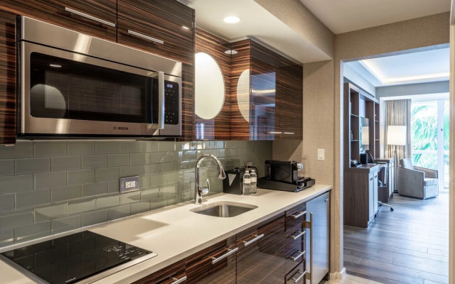 Beachfront Condo With Large Balcony