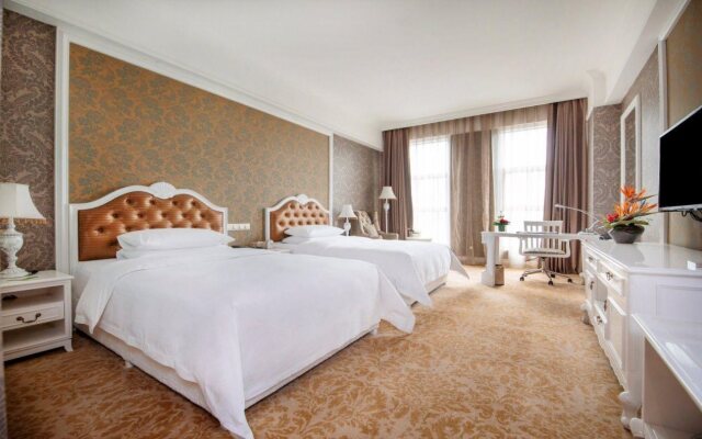 Chongqing Huachen International Hotel