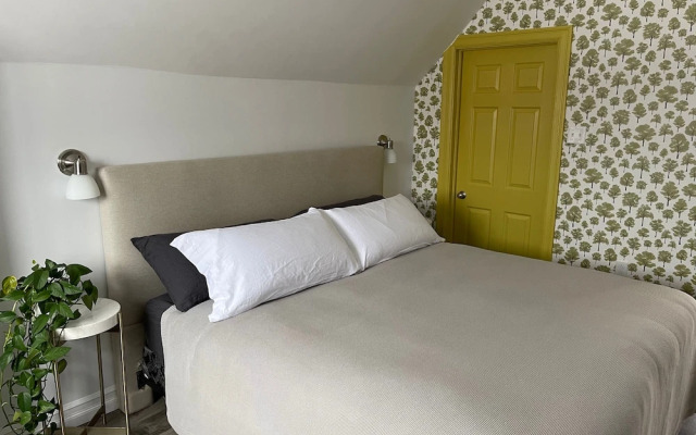 The Archie & Isidore Hotel