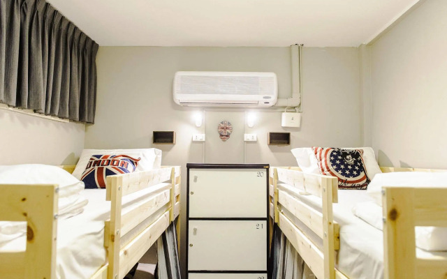 I-Sleep Silom Hostel