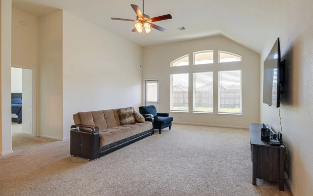Spacious Texas Vacation Rental w/ Community Pool!