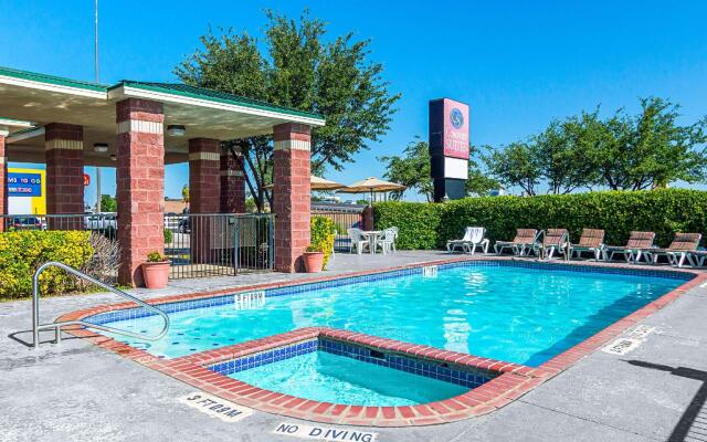 Quality Suites Lubbock Southwest