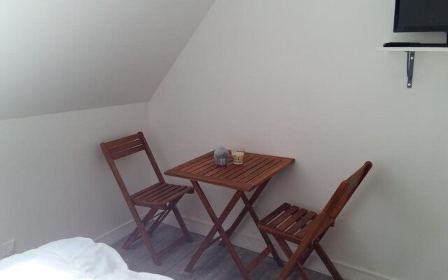 Felicidade Hostel