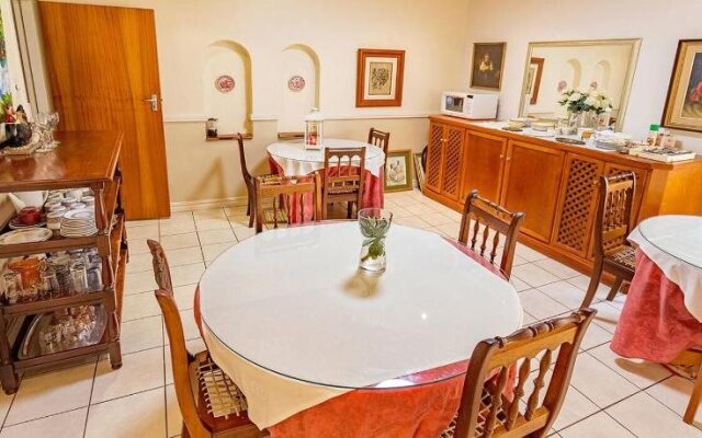 Bay Tree Guest House