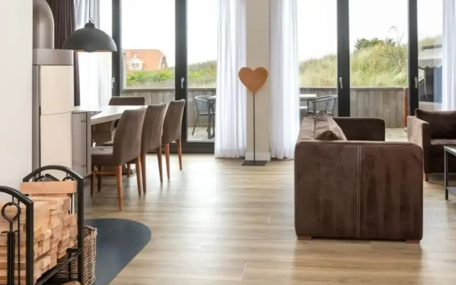 Reethuus Sud Modern Retreat