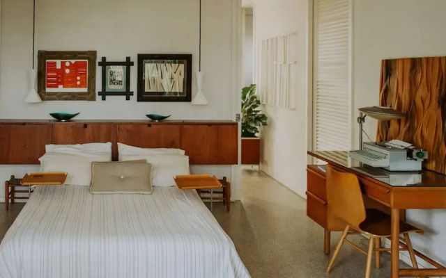 Weaving House by Boutique